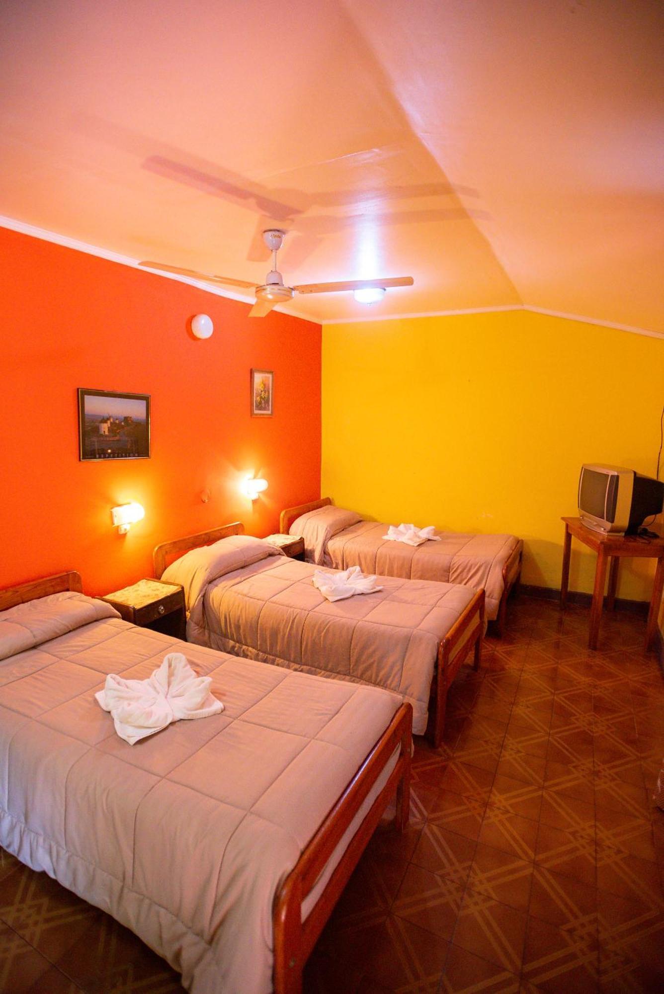Hosteria Los Helechos Puerto Iguazu Ngoại thất bức ảnh
